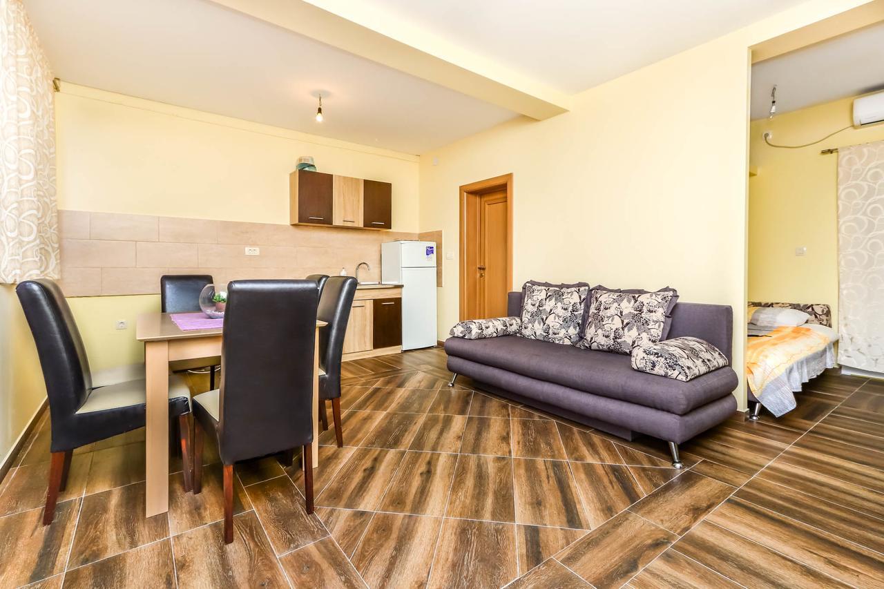 SSM Apartmani Kotor Bagian luar foto