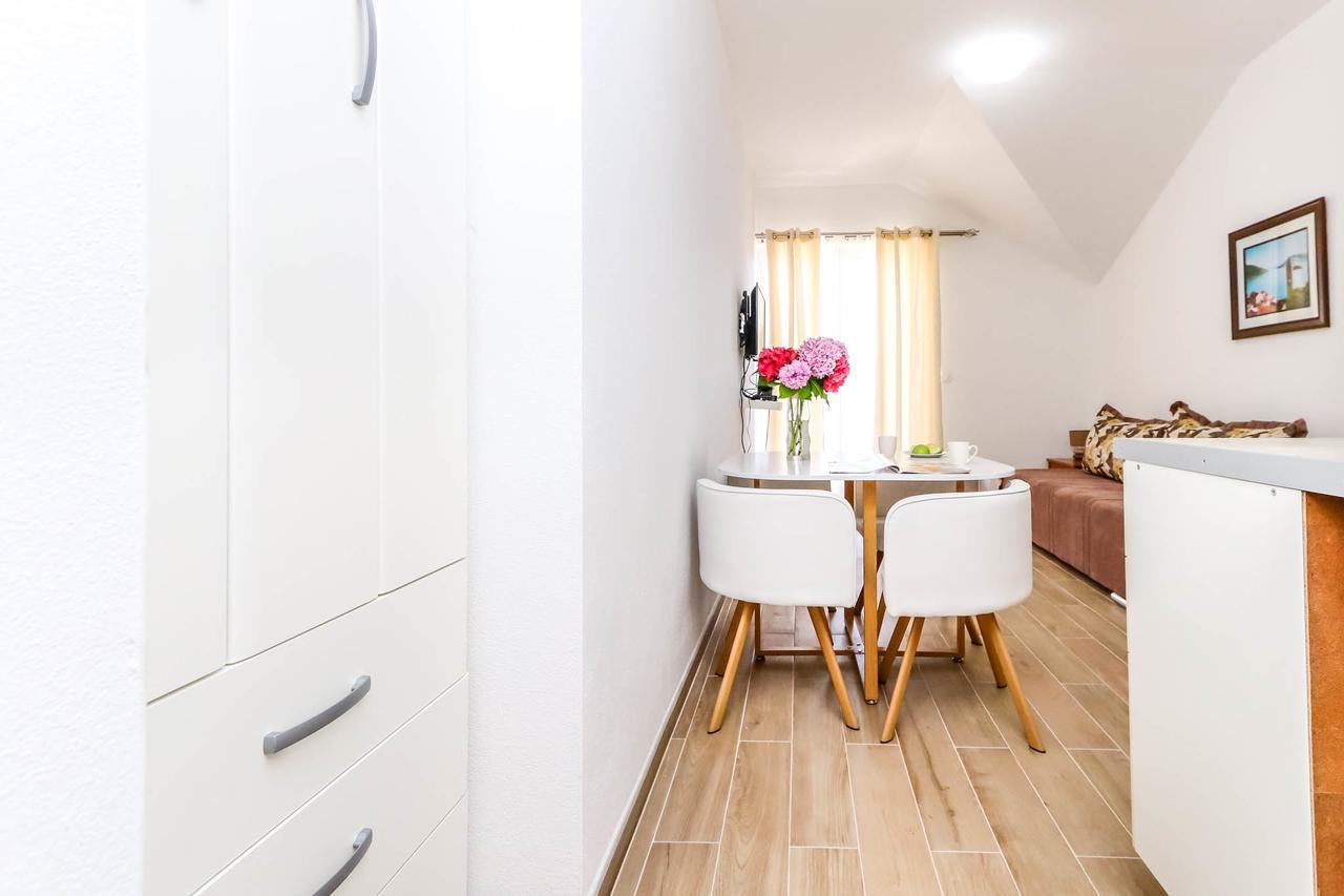 SSM Apartmani Kotor Bagian luar foto